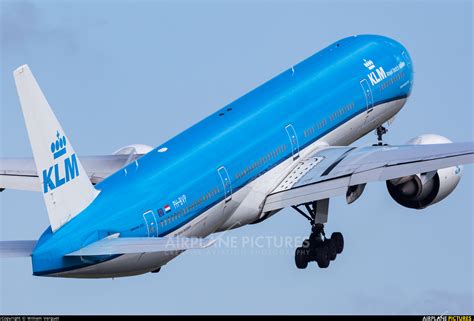 Ph Bvp Klm Boeing 777 300er At Amsterdam Schiphol Photo Id