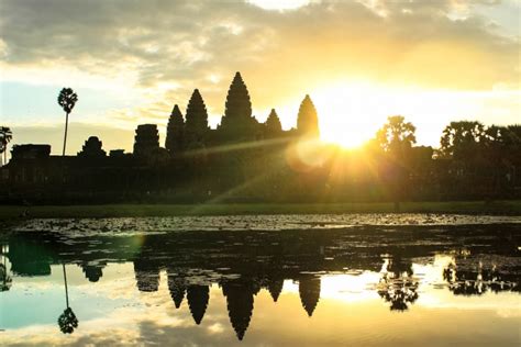Best Way To Visit Angkor Wat Sunrise To Sunset Love And Road