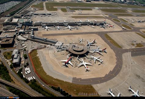 London Gatwick Airport Large Preview