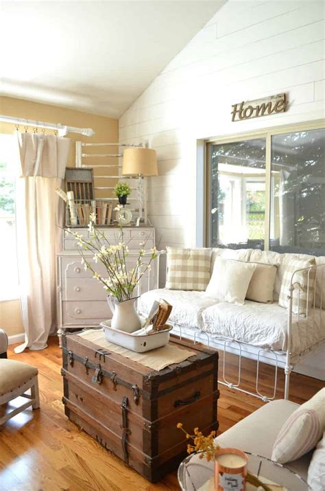 27 Rustic Farmhouse Living Room Décor Ideas For The Home