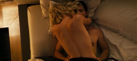 Nude Video Celebs Movie The Loft
