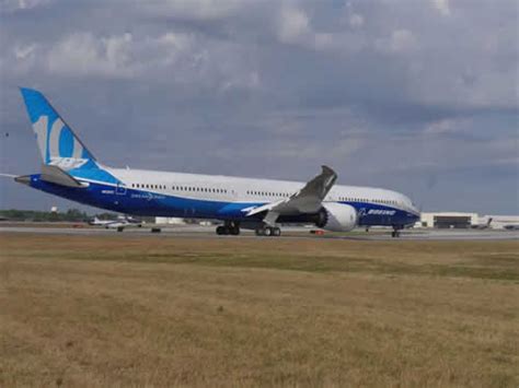 Boeing 787 Dreamliner Spotting Guide Tips For Airliner Spotters
