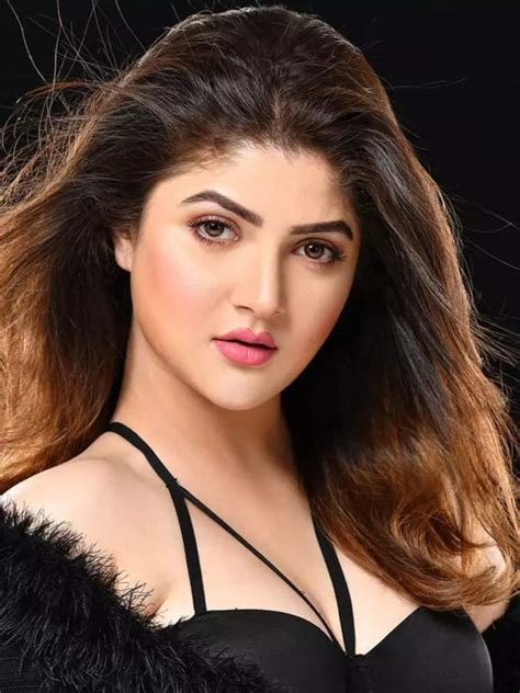 Srabanti Chatterjee Wows Fans With Her Glamorous Looks Times Of India