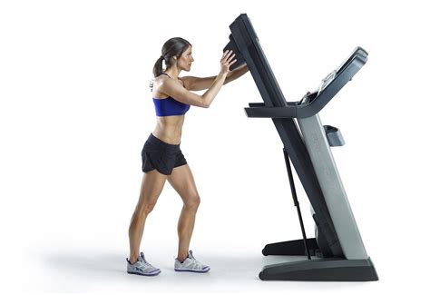 ProForm Pro 2000 Treadmill Review | Treadmill reviews, Treadmill, Folding treadmill