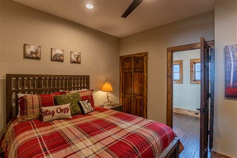 Eagles landing banner elk luxury rental in eagles nest, amazing four bedroom new luxury home in lodges at eagles nest. Whitetail Ridge Lodge At Eagles Nest - Beautiful 3 ...