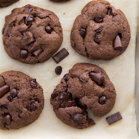 Gluten-Free Double Chocolate Mint Cookies {Dairy-Free} - Meaningful Eats