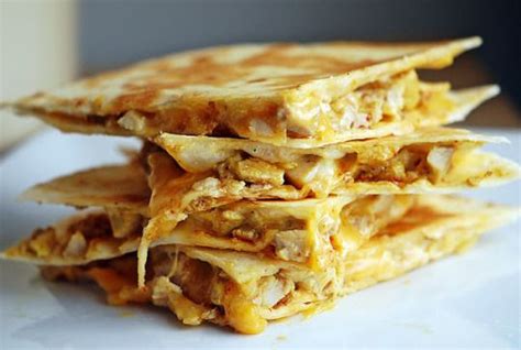 This steak and cheese quesadilla recipe has layers of cheese, sautéed peppers and onions, steak, and more cheese. Pin by Hajime1720 on Foods & Drinks | Chicken quesadillas, Chicken quesadilla recipe, Quesadilla