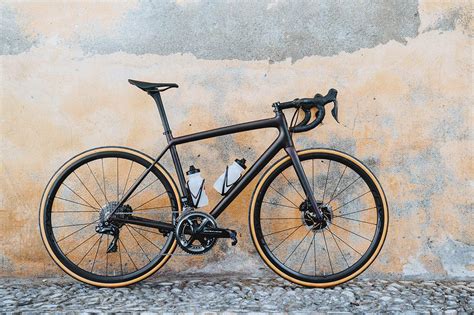 585g Specialized Aethos Is The Newest Worlds Lightest Road Bike
