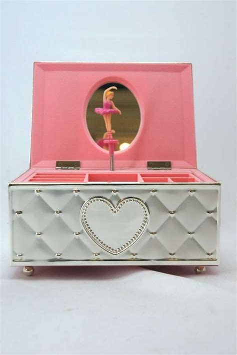 However, the price was unreachable. Silver plated music box to keep your jewelry in. With pink interior and ballerina. Plays "Für ...