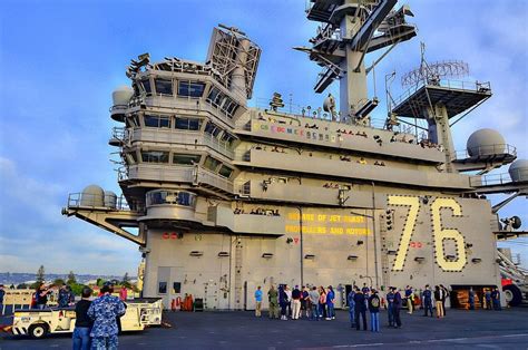 Uss Ronald Reagan Cvn 76 Us Navy Aircraft Carrier