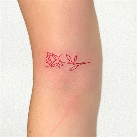 Pin By Isabel Perinho On Mini T Red Ink Tattoos Red Tattoos Pink Tattoo