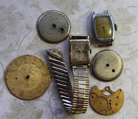 Vintage Watch Parts Lot Of Steampunk Jewelry Supply Pacer Watch
