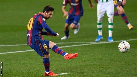 Barcelona 5 2 Real Betis Lionel Messi Comes On To Win Game For Barca