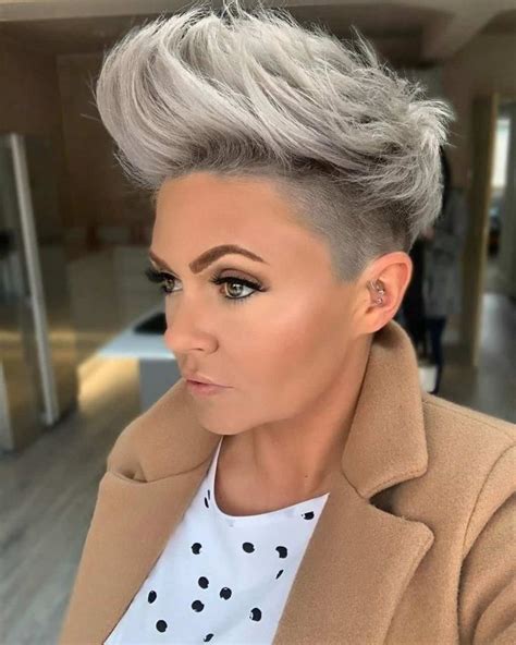 25 Slimming Hairstyles For Round Faces (2020 Ultimate Hair ...