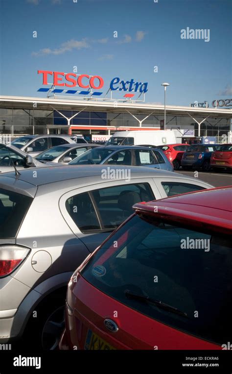 Parking Tescos Hi Res Stock Photography And Images Alamy