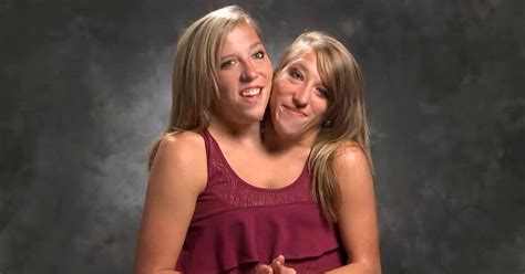 Conjoined Twins Abby And Brittany Hensel Now Work As Teachers