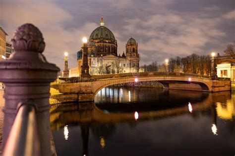 Streets Of Berlin By Night Photography In Germany Explore City
