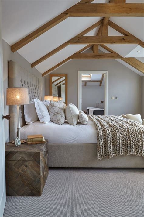 33 stunning master bedroom retreats with vaulted ceilings. The vaulted ceiling with beautiful exposed oak beams ...