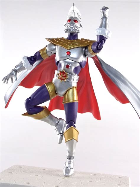 I did not custom paint this but got it like this, it's quite good! Ultra-Act Ultraman King Gallery - Toku Toy Box Entry ...