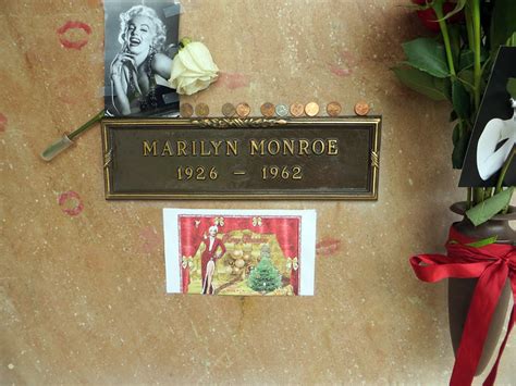 Marilyn Monroes Grave Flickr Photo Sharing