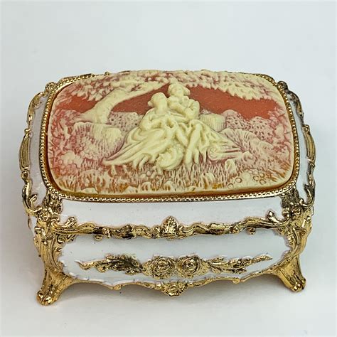 Antique japanese musical jewelry box. Vintage Sunkyo Japan Music Jewelry Box - The Stand Alone in 2020 | Music jewelry, Music box ...