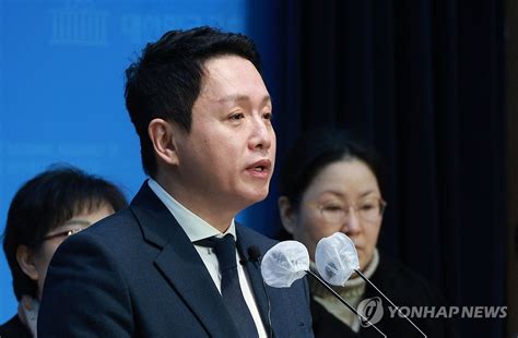 野비례정당 임태훈 부적격 재통보시민사회 상임위원 전원 사퇴 나무뉴스