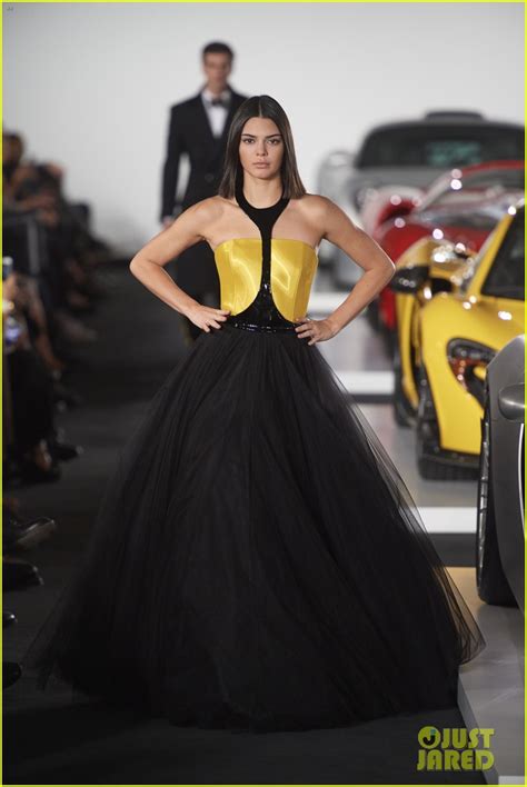 Kendall Jenner And Bella Hadid Walk Runway For Ralph Laurens Nyfw Show