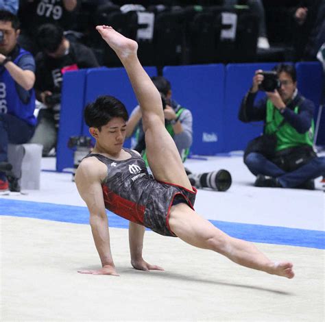 ＜全日本体操個人総合選手権 男子決勝＞床運動で華麗な演技を見せる谷川翔（撮影・西海健太郎） ― スポニチ Sponichi Annex スポーツ