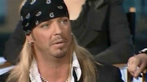 Bret Michaels Suffers Medical Emergency On Stage Abc7 Los Angeles