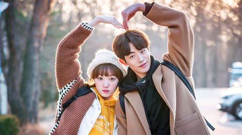 5 Real Life Korean Celebrity Couples Were Swooning Over