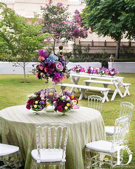Wedding seating charts are an incredibly important part of a wedding reception. Wedding Seating Ideas To Make Your Guests Experience ...