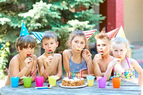 6 Kids Summer Birthday Party Ideas Monkey Joes Monkey Joes