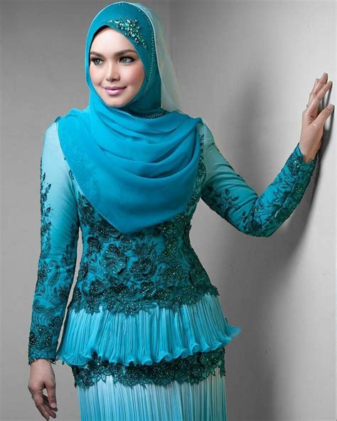 Baju Kurung Datuk Siti Nurhaliza