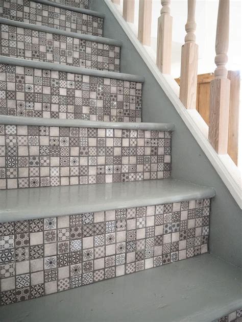 Tiled Staircase Designs For Inspiring Entryways