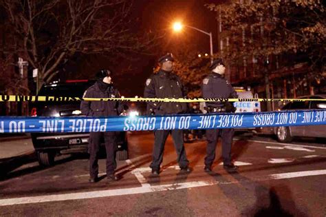 It is up to the individual american states to create a blue alert system. FCC Takes Up Emergency 'Blue Alerts' For Threats To Law ...