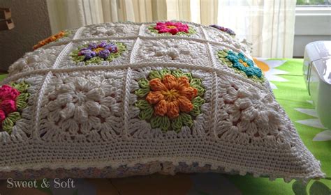 Colchas crochet patrones colchas tejidas a crochet cojines de ganchillo cuadros a crochet tejidos a crochet patrones afganos tapete trapillo croché para principiantes tapetes tejidos. La Magia del Crochet: COJINES CON GRANNYS AL CROCHET