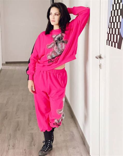 Sunny Leone Looks Adorable In A Pink Co Ord Set