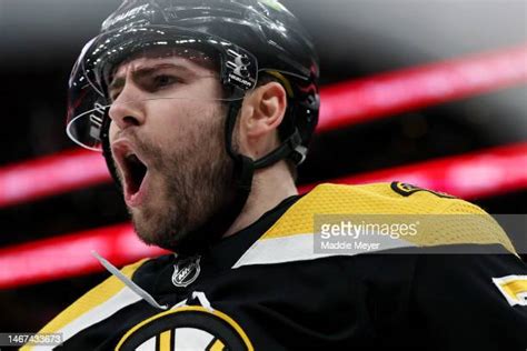 Boston Bruins Photos And Premium High Res Pictures Getty Images