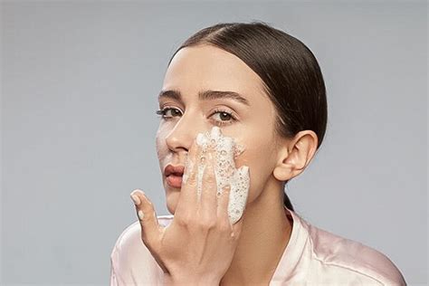 Expert Recommended Tips To Get Rid Of Dry Patches On Face Be
