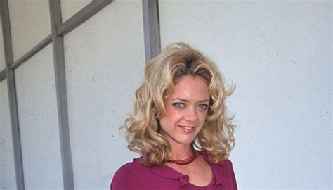 Lisa Robin Kelly Bio What Happened To That 70s Show Star Legitng
