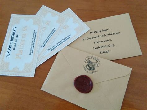 Briefumschlag hogwarts drucken / dann schreib dir doch deinen eigenen oder überrasche jemanden damit. Briefumschlag Hogwarts Drucken / You Can See This New ...