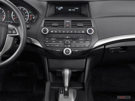 2009 Honda Accord: 11 Interior Photos | U.S. News & World Report