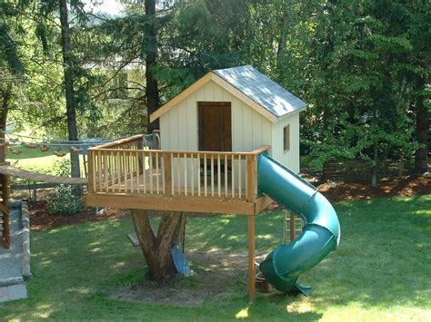 Tre Houde Pictures Of Tree Houses And Play Houses From Around The