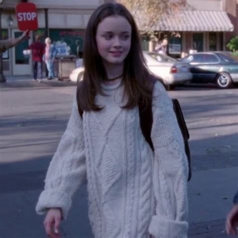 Veronica On Twitter Does Anyone Know Where This Sweater Is From