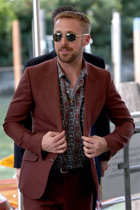 Estilo Ryan Gosling Ryan Gosling Style Mens Vest Mens Suits Moda