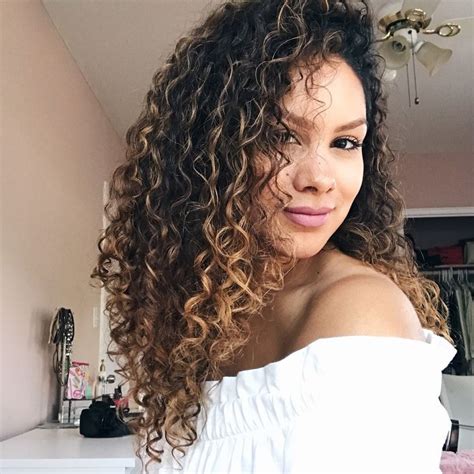 Pin On Hair Color Curly Balayage Curls
