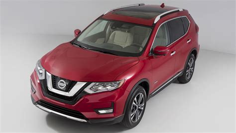 Review Nissan Gets Serious With 2017 Rogue Hybrid