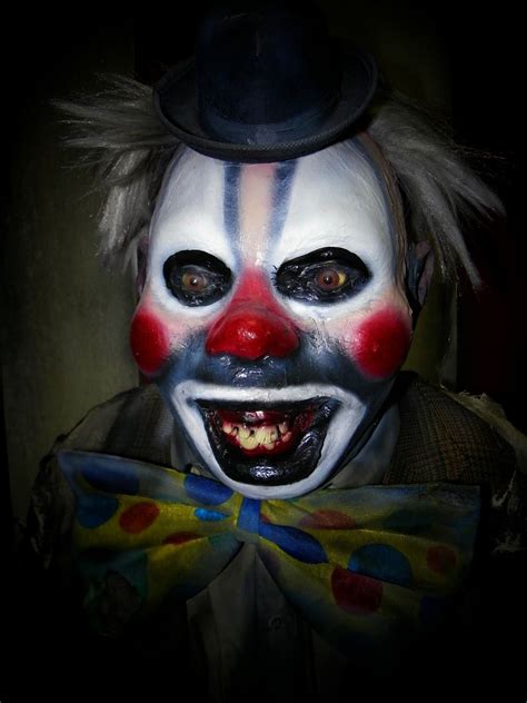 New Prop Previews For 2013 Creepy Clowns The Clowns Have Been Brought