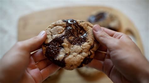 Joshua Weissman's Ideal Chocolate Chip Cookie