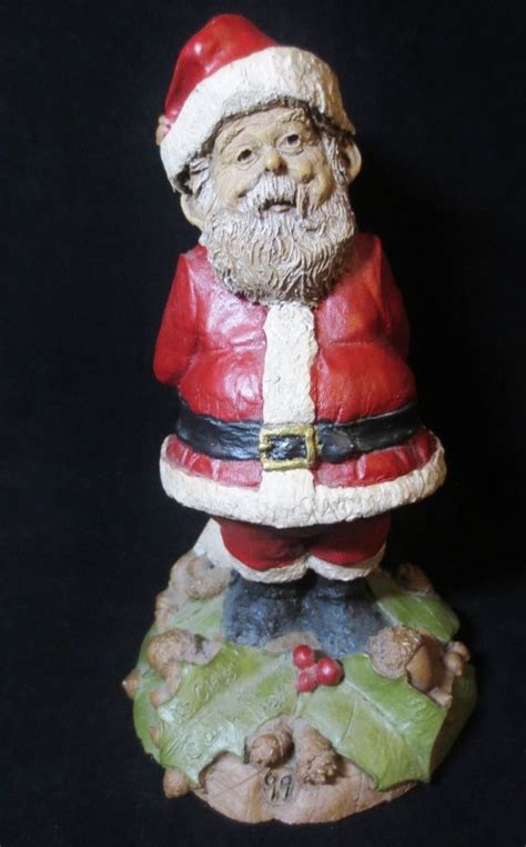 Tom Clark Gnome Figurine Santa Claus With Presents Holly